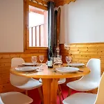 Modern 105 Msq Duplex, Hermine In Val Thorens, In-out With Wifi - 12p